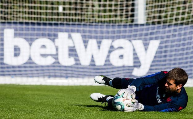 Aitor se reivindica con números dignos de selección