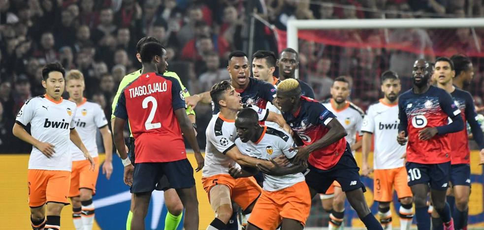 El Valencia CF se quema en el fuego de Lille