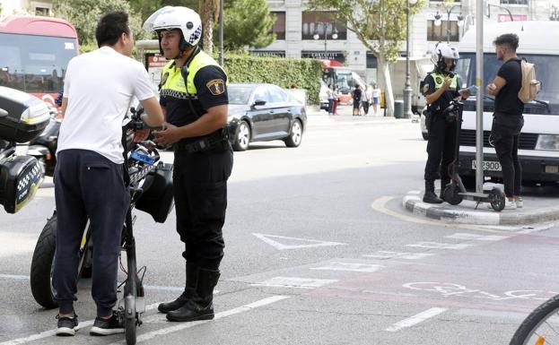 El Ayuntamiento de Valencia cambia el sentido de una calle junto a San Vicente Mártir