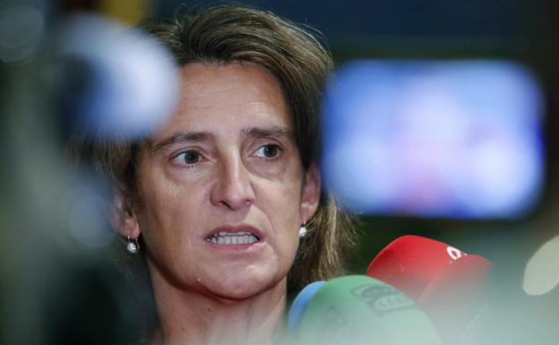 La ministra que autorizó Castor propone ahora el cierre por «innecesario»