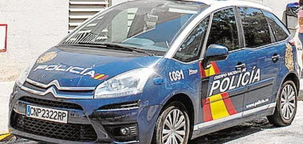 Una mujer acuchilla a su casera y a un hombre tras una pelea en Valencia