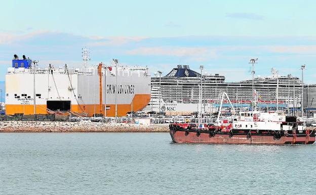 El Puerto bate su récord anual con cinco cruceros haciendo escala este viernes