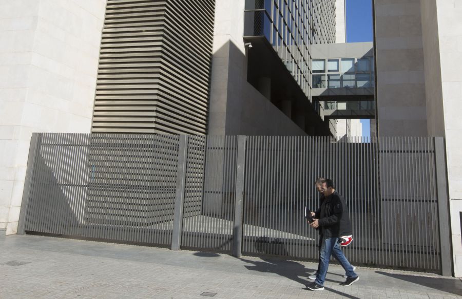 La Ciudad de la Justicia de Valencia cambiará las puertas de los calabozos