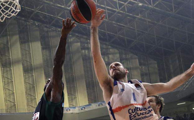 Un Loyd sideral no le basta al Valencia Basket para ganar al Panathinaikos