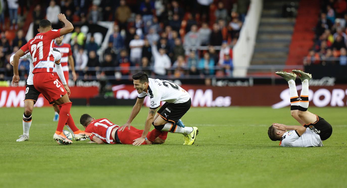 El partido Valencia CF-Granada, en imágenes