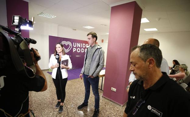 Unidas Podemos arremete contra los socialistas por «dar alas a la derecha»