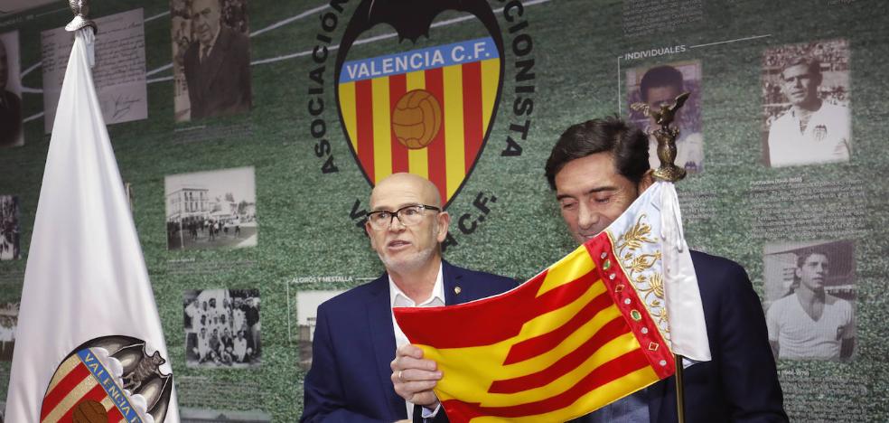 Marcelino vuelve a Mestalla para un homenaje de bandera