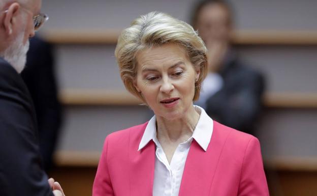 Bruselas expedienta a Reino Unido por no presentar un comisario a Von der Leyen