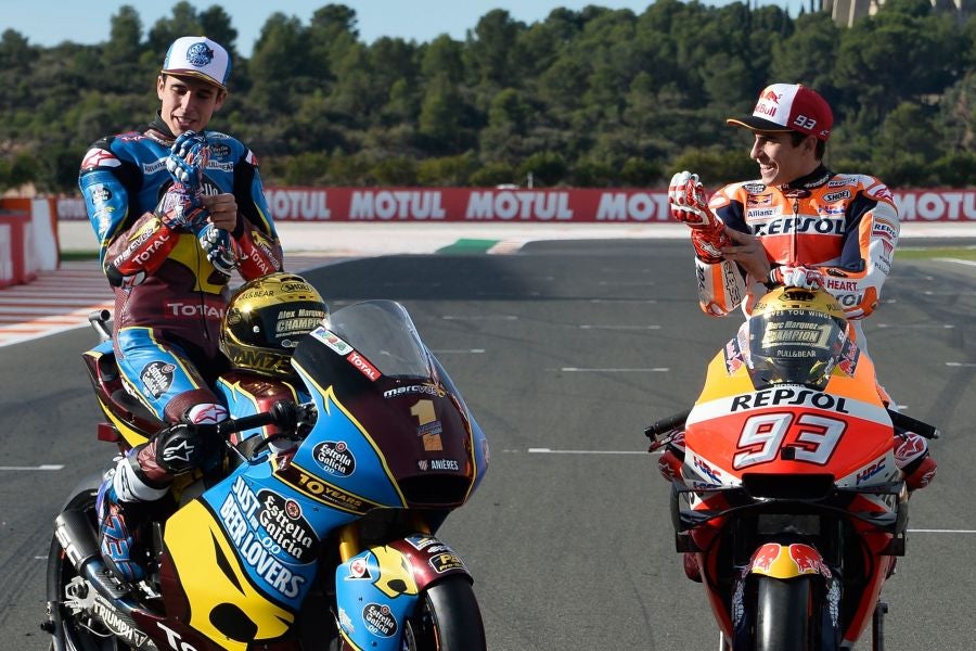 Álex Márquez se estrenará como compañero de su hermano Marc en Valencia