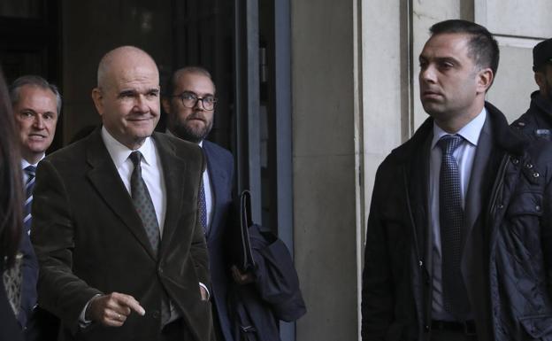 Qué es «malversación» y «prevaricación»: los delitos del caso de los ERE