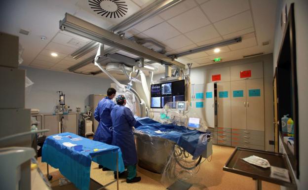 La lista de espera quirúrgica duplica la de Madrid, Cataluña o Galicia