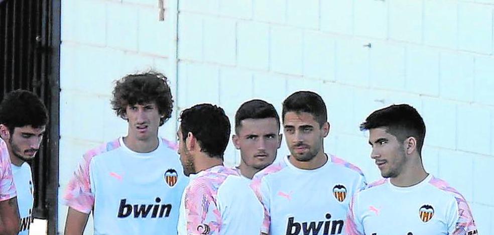 El enredo de los servicios médicos del Valencia