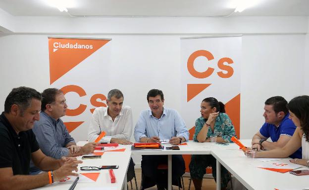 El fracaso electoral revuelve Ciudadanos