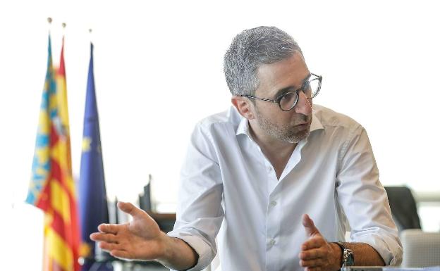 Arcadi España corrige a Oltra y niega la unidad del Consell frente a la ampliación del puerto