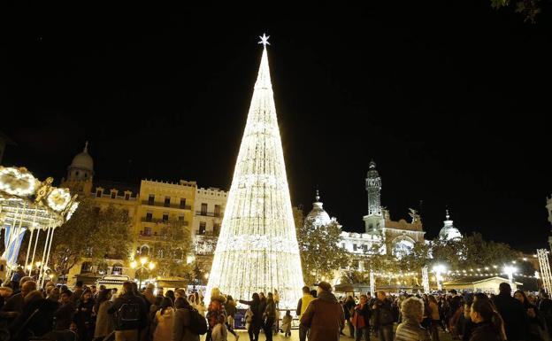 Valencia ilumina este viernes la Navidad