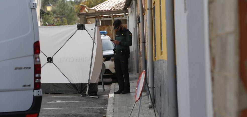 Hallan prendas con posibles manchas de sangre en la investigación de Marta