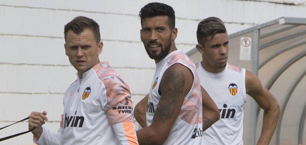 La enfermería del Valencia empieza a vaciarse