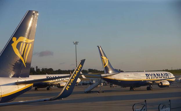 Una estudiante valenciana denuncia que Ryanair le impide volar con su silla de ruedas eléctrica