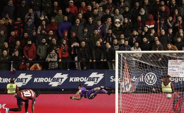 El Sevilla se deja dos puntos en un partido trepidante