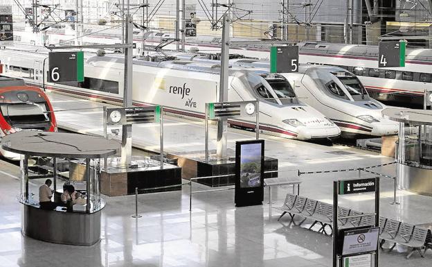 Los competidores de Renfe solo operarán el 16% de los viajes en el AVE liberalizado