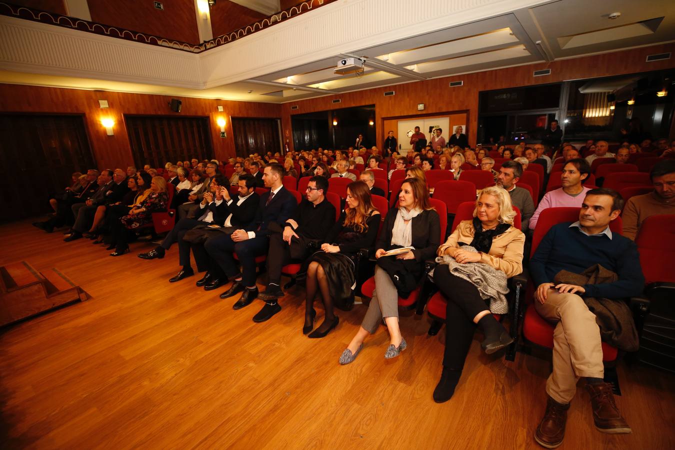 El Ateneo Mercantil de Valencia premia a Ricard Camarena, Claver y el IVI