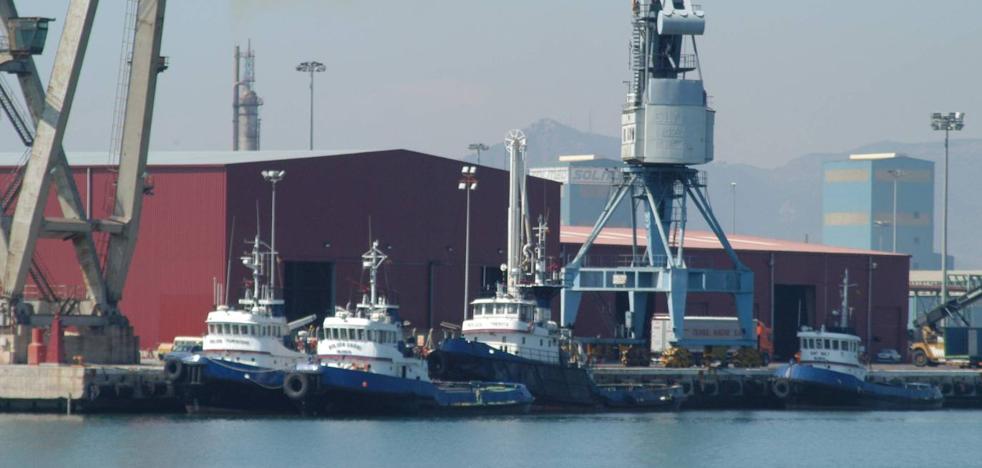 Concentración en Sagunto contra un barco que lleva armas