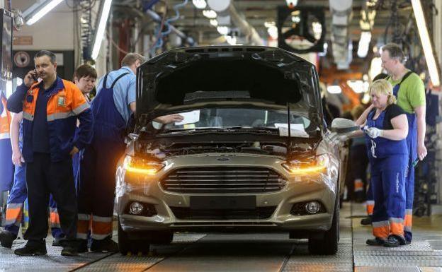 Ford invertirá más de 1.300 millones y contratará 3.000 personas