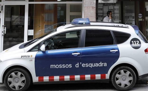 Detenida una madre por ahogar a su hija en la bañera en Girona