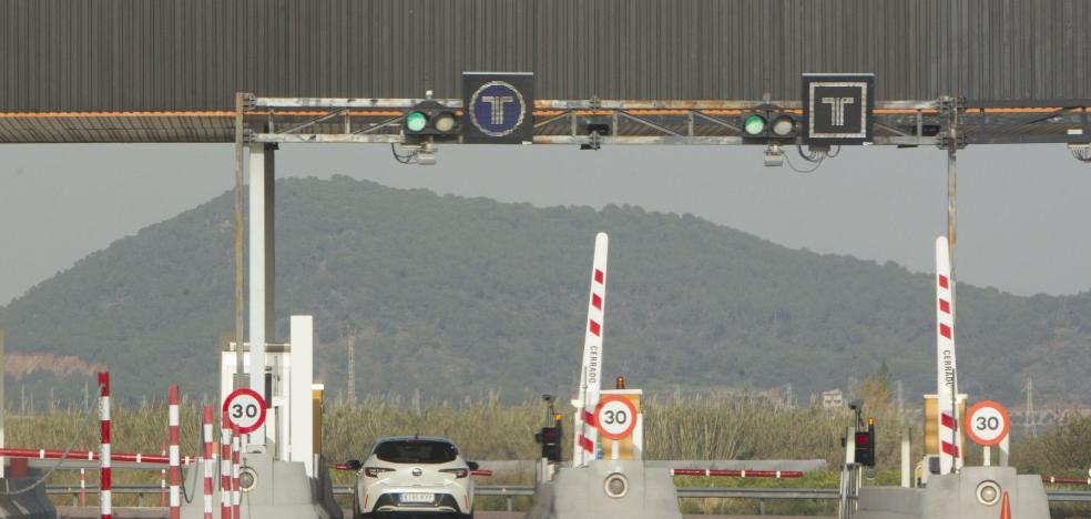 La AP-7 levantará las barreras y será gratuita dos horas antes de la liberalización