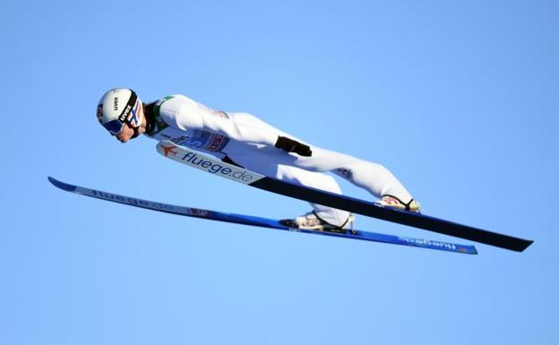 Lindvik, Geiger y Kubacki dejan a Kobayashi fuera del podio en Garmisch