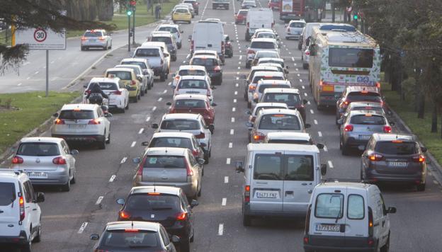 Los atascos y la EMT frenan las compras en Valencia