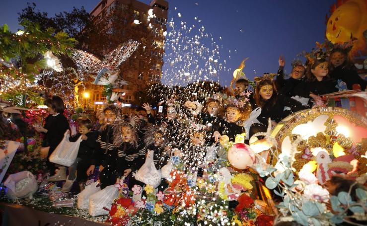 Hospitalizada al caerle un juguete en el ojo en la cabalgata de los Reyes Magos de Alicante