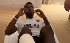 Pogba se pone la camiseta del Valencia