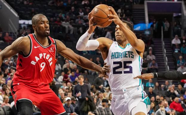 Ibaka da el triunfo a los Raptors con su séptimo 'doble-doble' consecutivo