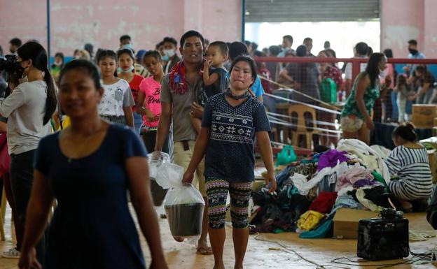 La autoridades filipinas piden a los evacuados por el volcán que no vuelvan a sus hogares