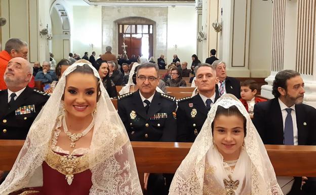 Las falleras mayores presiden la fiesta de la bendición de animales