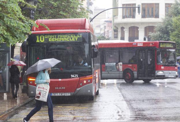 Los abogados de Hong Kong piden otros 30.000 euros a la EMT