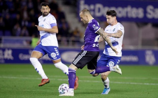 El Tenerife petrifica en 15 minutos al Valladolid y lo apea de la Copa