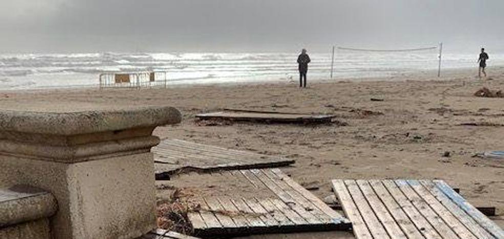 El Ayuntamiento ofrece a Costas construir juntos las dunas en la Malvarrosa