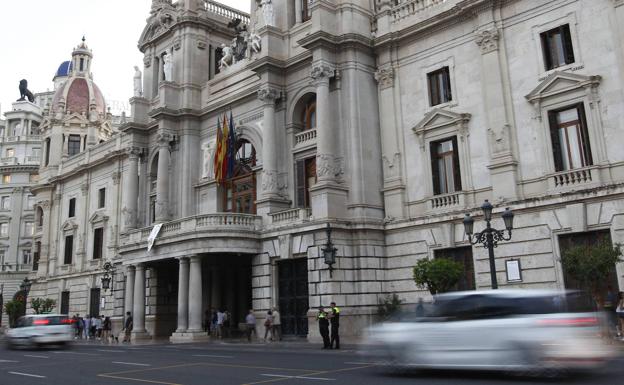 Los contratos menores de Valencia representaban el 96,8 % del total en 2016