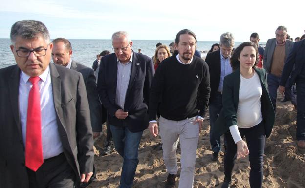 Pablo Iglesias asegura en Dénia que el Gobierno agilizará las ayudas para el temporal