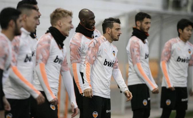 Rodrigo se queda y Correia, también