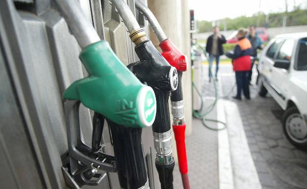 Oltra niega el cambio de criterio sobre las gasolineras 'low cost'