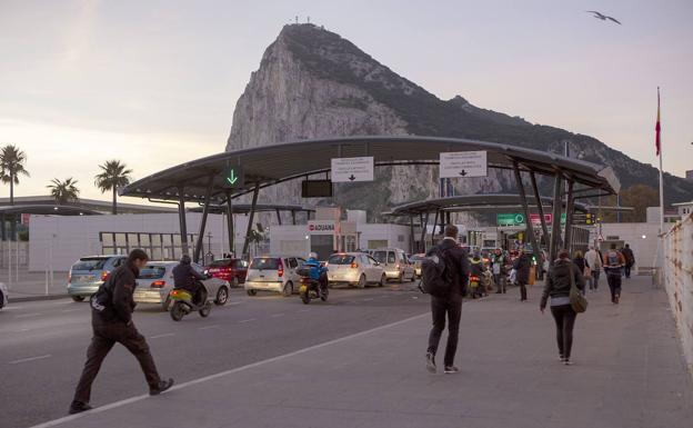 España mantendrá el derecho a veto sobre Gibraltar en la negociación con Reino Unido