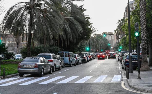 Habilitan 170 nuevas plazas de aparcamiento en la avenida del Doctor Waksman