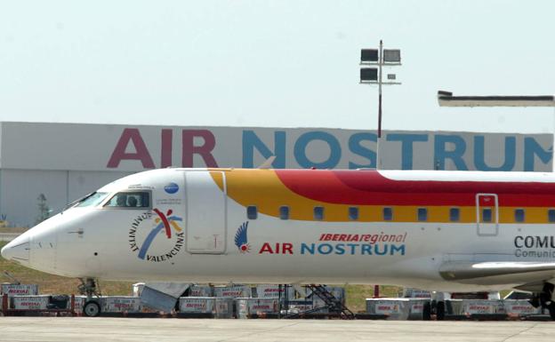 Air Nostrum busca en Valencia tripulantes de cabina de pasajeros