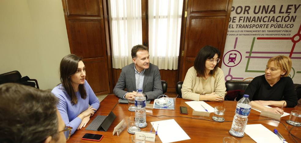 La presidenta de la comisión de la EMT abre la puerta a «responsabilidades»