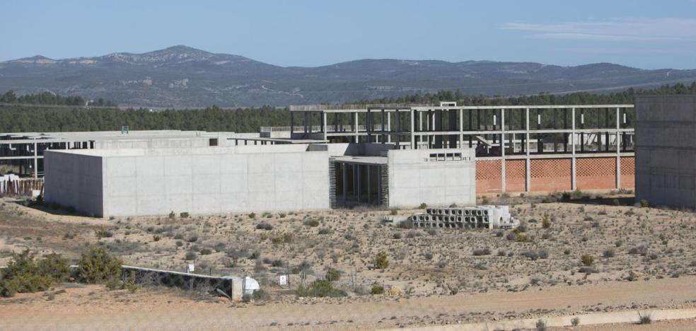 Cinco años de obras paradas