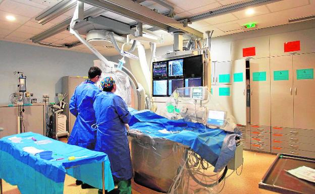 Sanidad lanza otra batería de promesas para atajar la lista de espera quirúrgica
