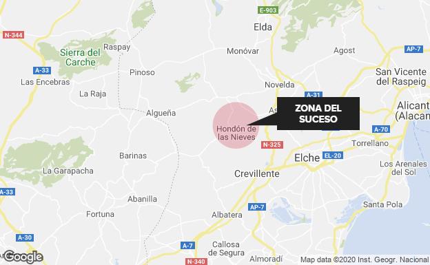 Muere un ciclista de 77 años al caer por un terraplén en Hondón de las Nieves